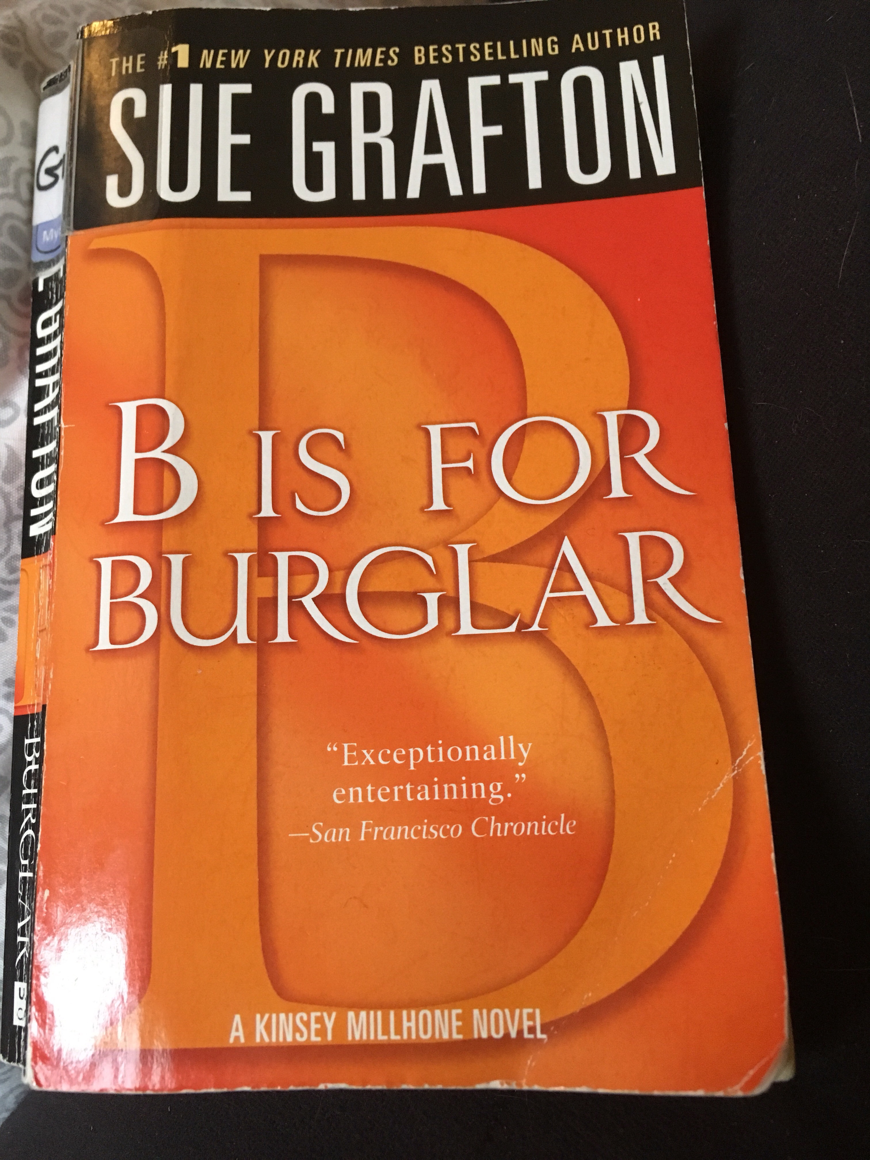 B is for burglar by Sue Grafton book cover